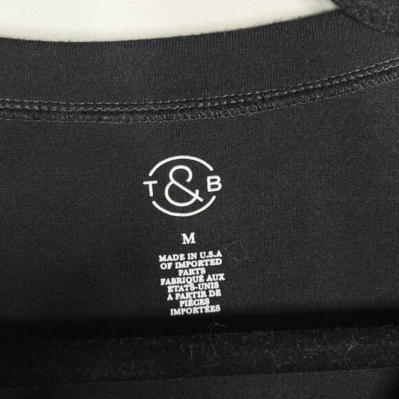 Treasure & Bond Womens Medium M Black Padded Shoulder V Neck Tee Tshirt Top - Picture 4 of 4